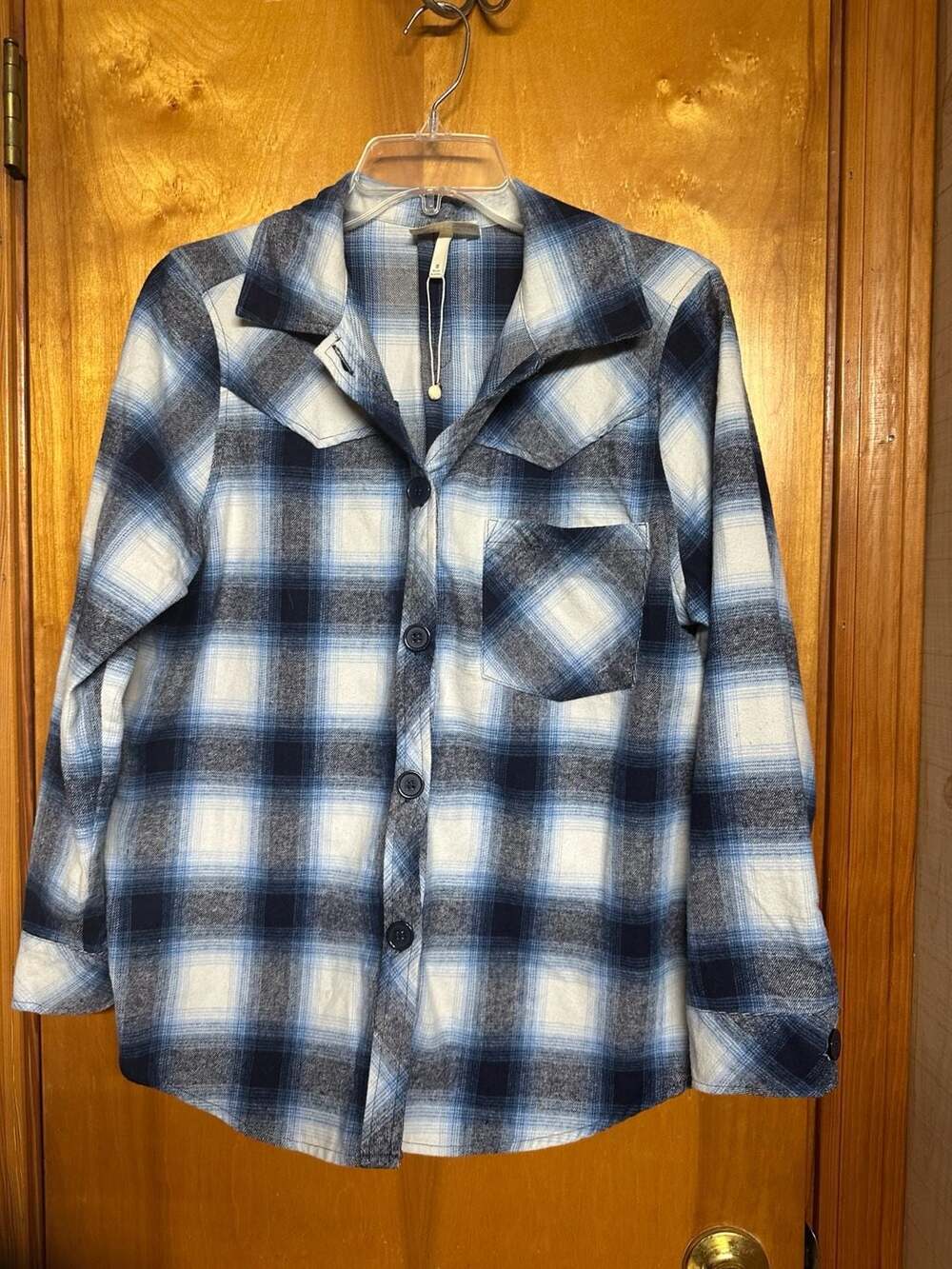 Hester & Orchard Blue and White Plaid Flannel Button Down Shirt